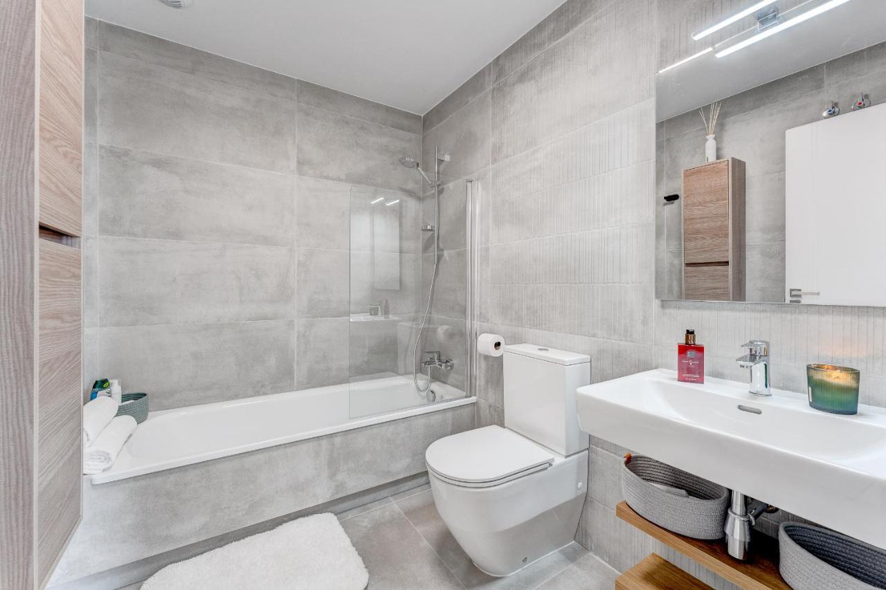 Modern New Apartment Las Terrazas De Costa Adeje. Heated Pool, Big Terrace And Private Parking Exterior foto